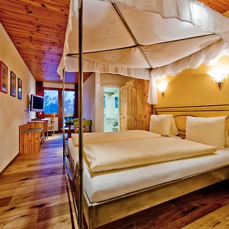 Hotel Astoria 3*