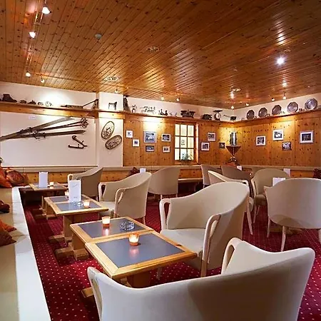 Astoria Arosa