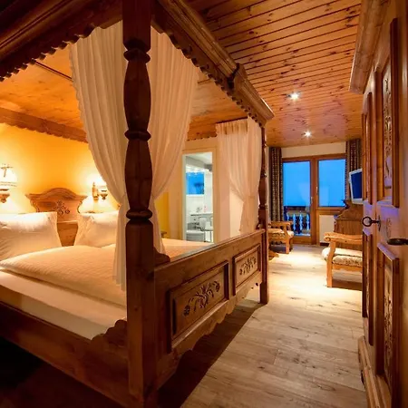 ホテル Astoria アローザ