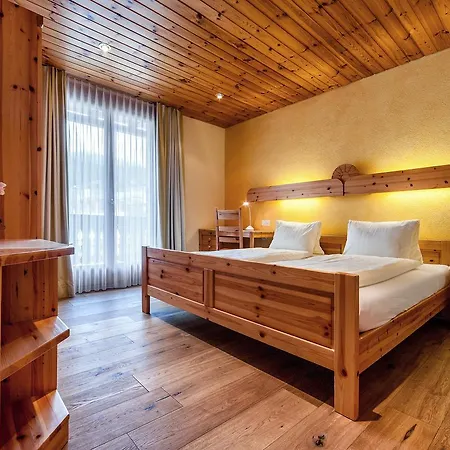 Astoria 3*