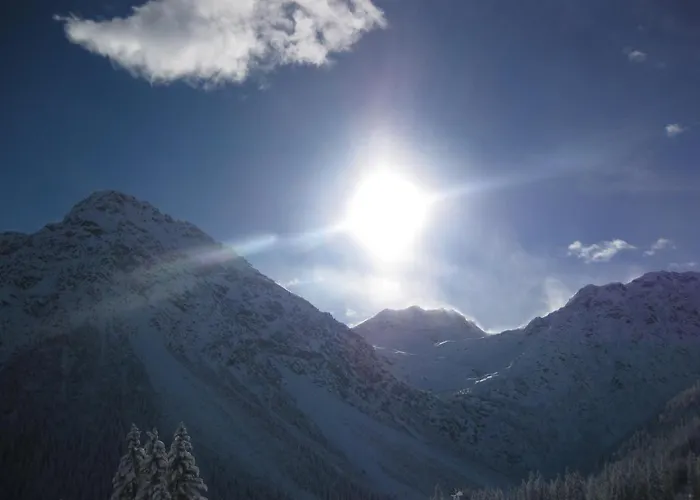 Astoria 3* أروسا