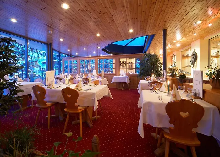 فندق Astoria أروسا