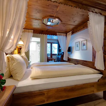 Szálloda Astoria 3*